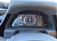 Lexus ES 300h Sedan / Limuzína 2,5 l 131 kw