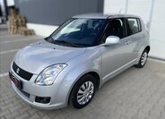 Suzuki Swift 1