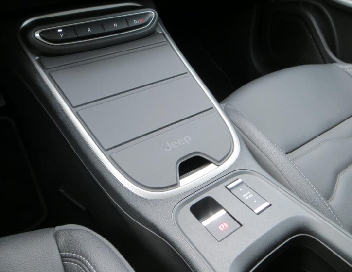 Jeep Avenger Ostatní 1,2 l 74 kw