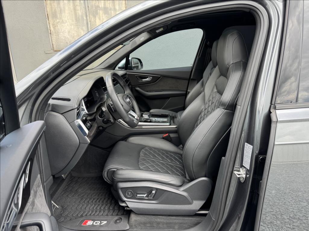 Audi SQ7 Kombi 4,0 l 320 kw