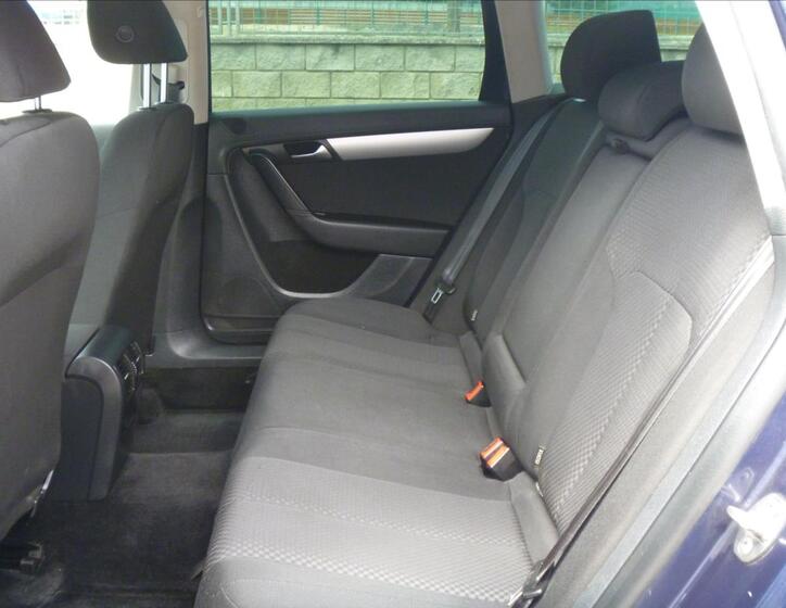 Volkswagen Passat 12