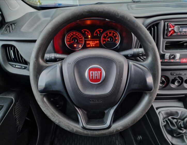 Fiat Dobló cargo Skříň 1,4 l 88 kw