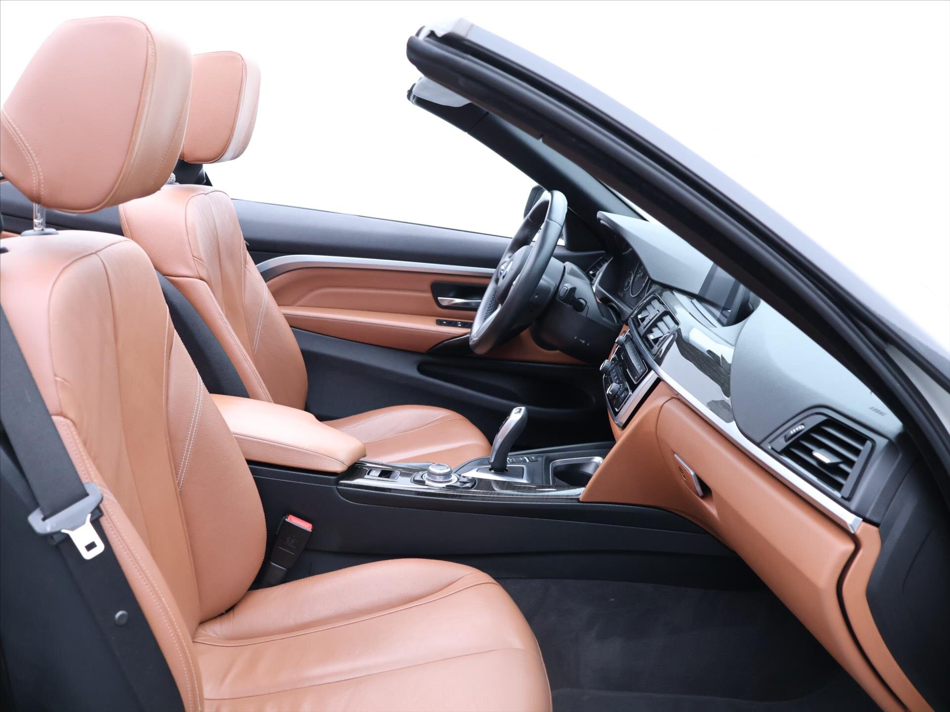 BMW Řada 4 Kabriolet 2,0 l 135 kw