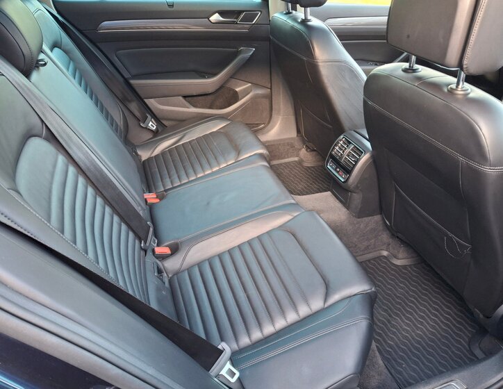 Volkswagen Passat 18