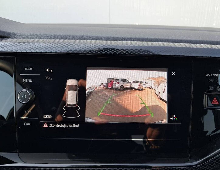 Volkswagen Polo Hatchback 999,0 70 kw