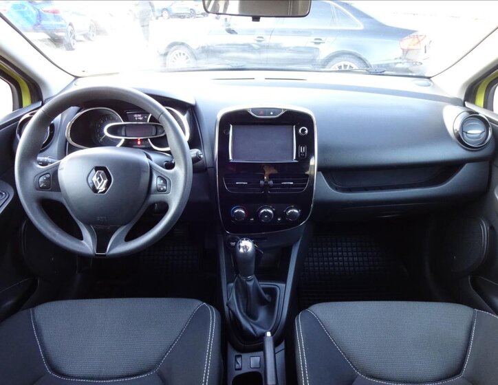 Renault Clio 31