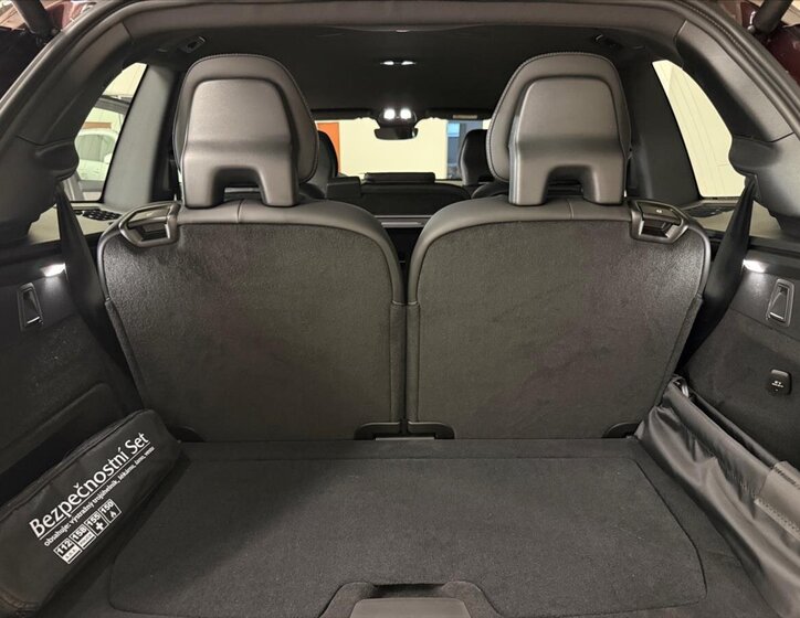 Volvo XC90 SUV / Terénní 2,0 l 184 kw