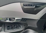 Volvo XC90 11