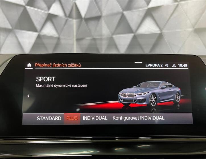 BMW Řada 8 18