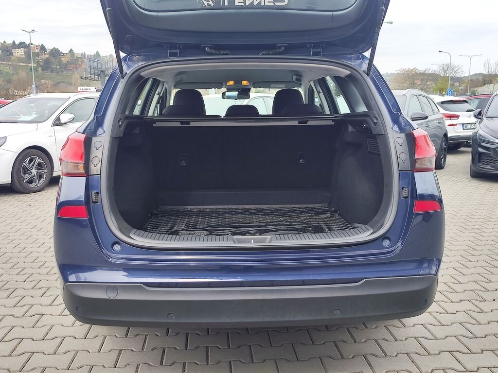 Hyundai i30 Kombi 998,0 88 kw