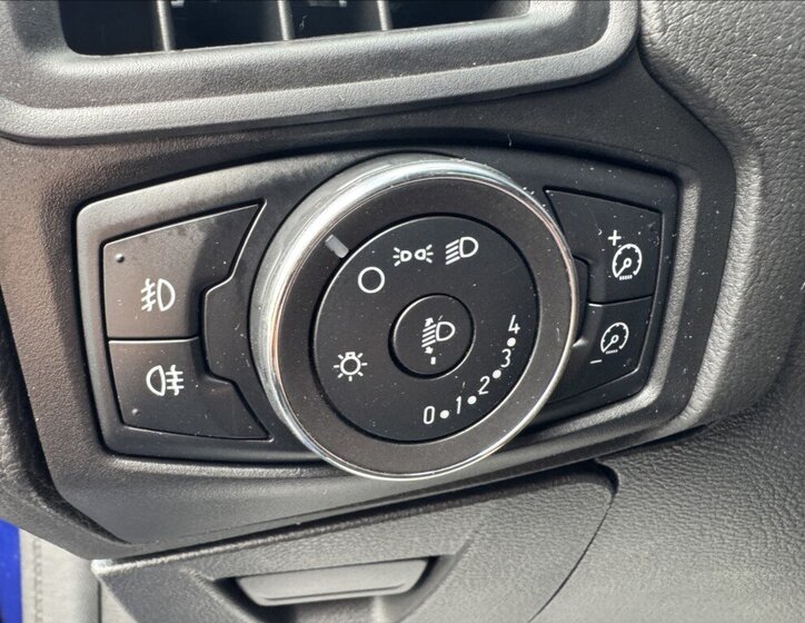 Ford Focus Hatchback 1,5 l 77 kw