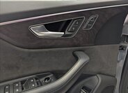 Audi Q8 Hatchback 3,0 l 250 kw