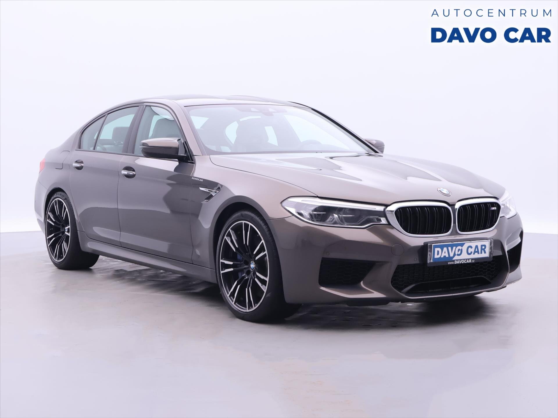 BMW M5 Sedan 4,4 l 441 kw