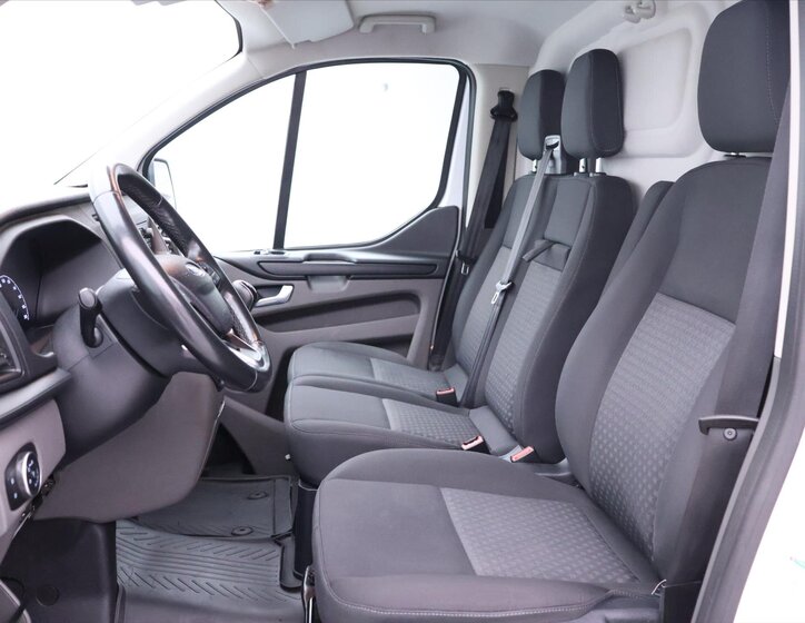 Ford Transit Custom Skříň 2,0 l 77 kw