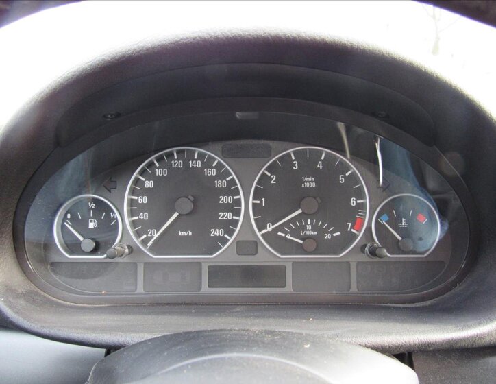 BMW Řada 3 Kombi 2,0 l 105 kw