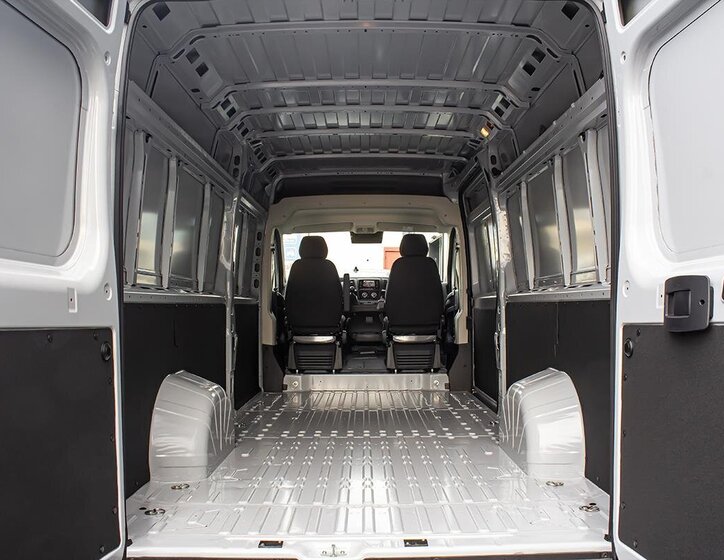 Peugeot Boxer Skříň 2,2 l 132 kw