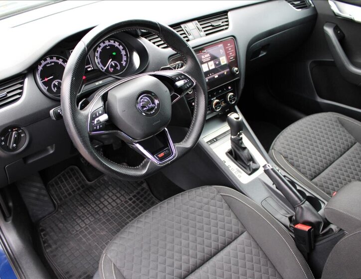 Škoda Octavia 16