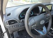 Hyundai i30 16