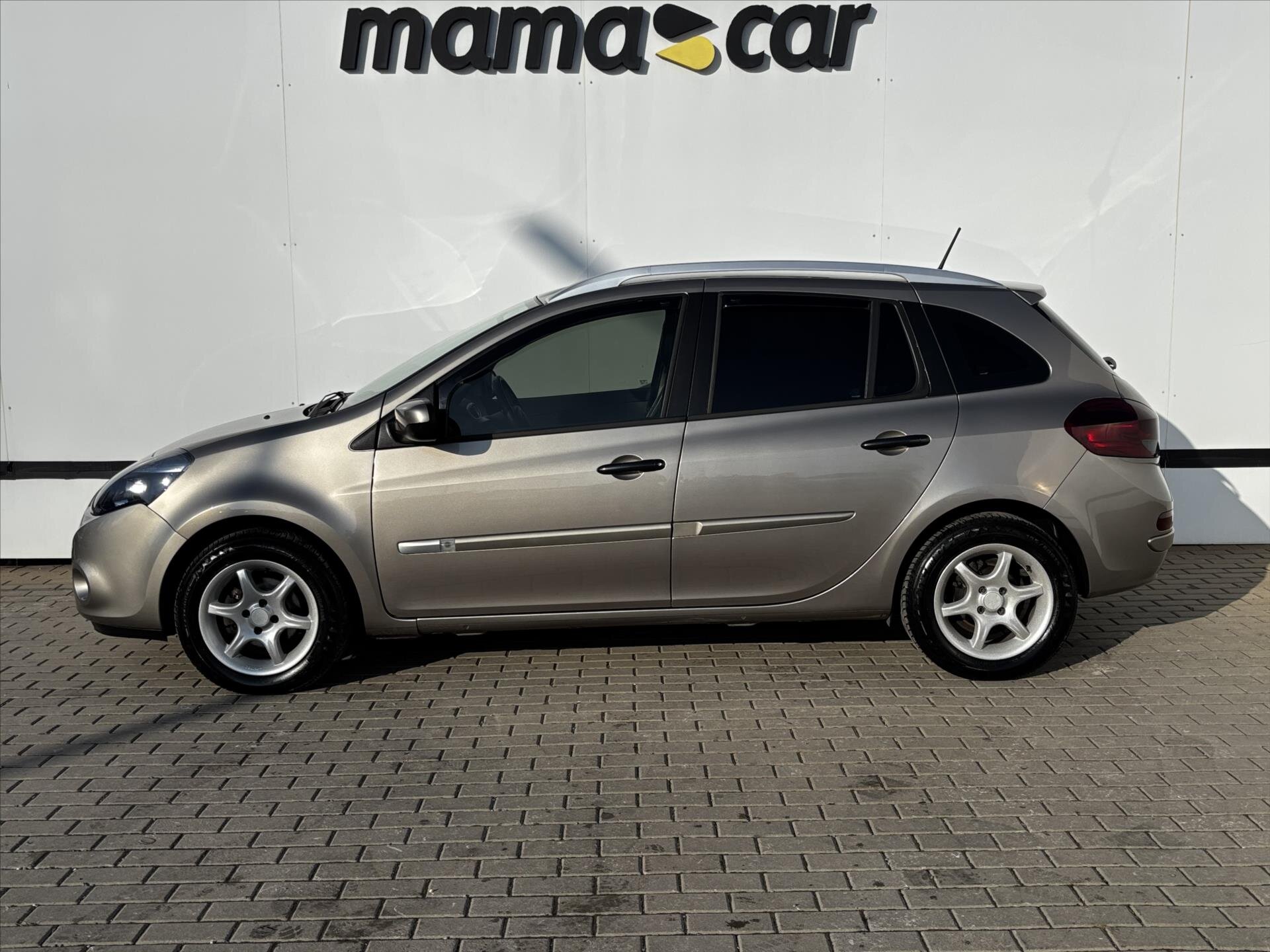 Renault Clio Kombi 1,1 l 74 kw