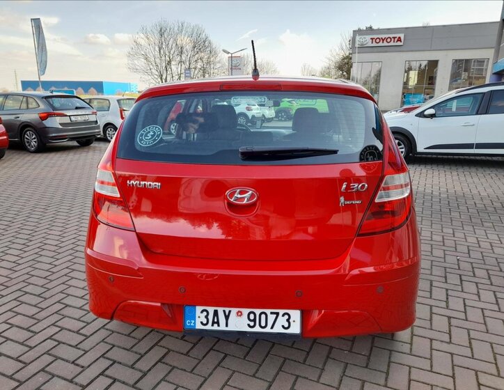 Hyundai i30 Hatchback 1,4 l 80 kw
