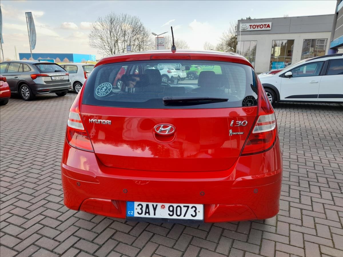 Hyundai i30 Hatchback 1,4 l 80 kw