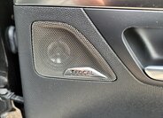 Peugeot 3008 SUV / Terénní 1,6 l 165 kw