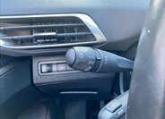 Peugeot 3008 SUV 1,2 l 96 kw