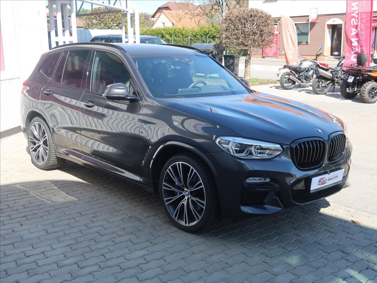 BMW X3 Kombi 3,0 l 240 kw