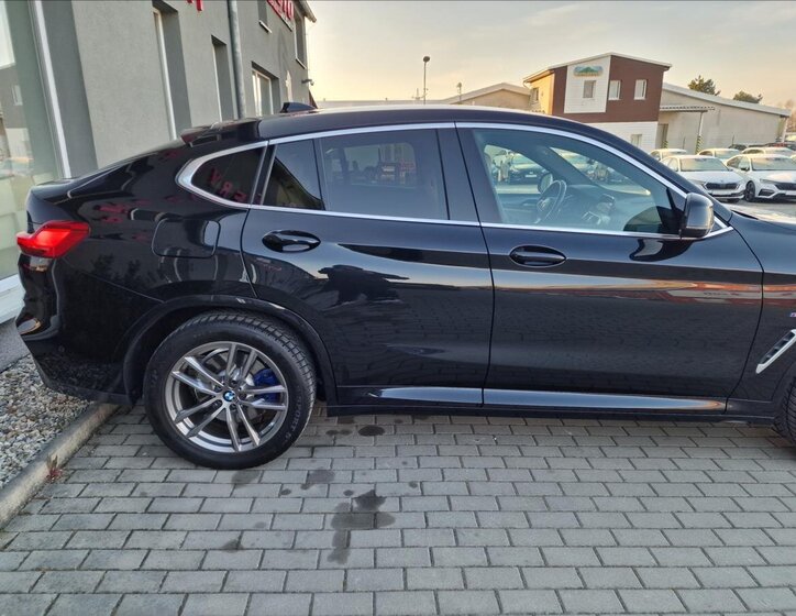 BMW X4 SUV / Terénní 3,0 l 210 kw