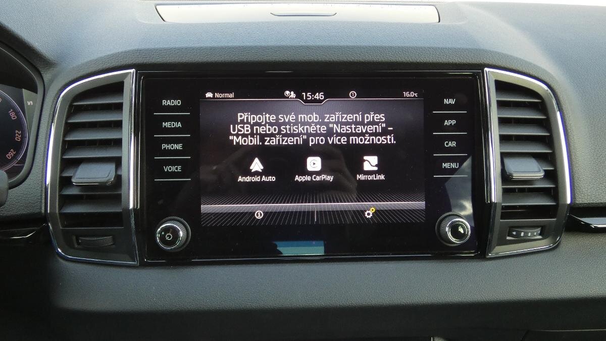 Škoda Karoq SUV / Terénní 1,5 l 110 kw