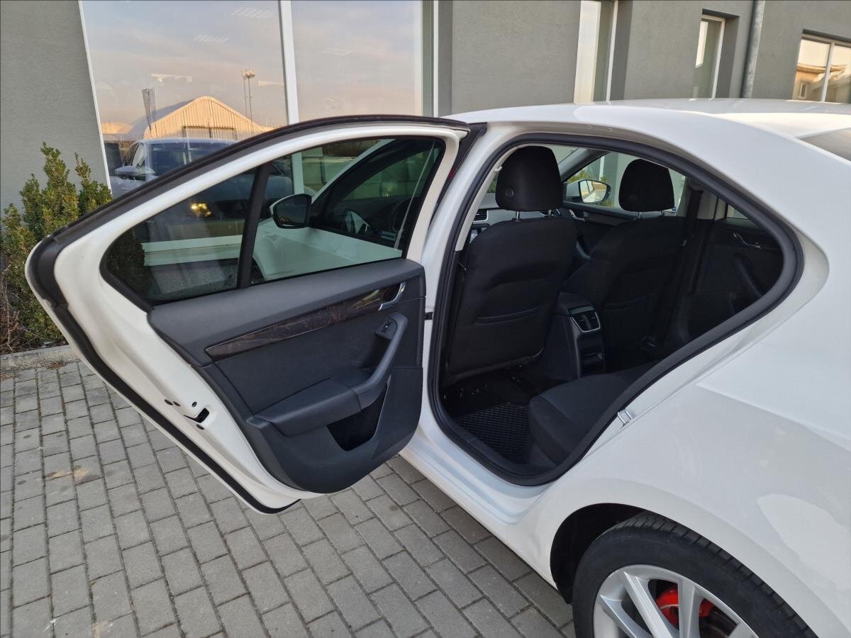 Škoda Octavia Sedan / Limuzína 2,0 l 110 kw