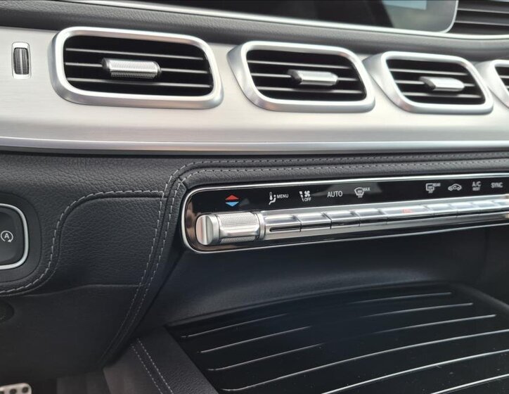 Mercedes-Benz GLS Kombi 2,9 l 243 kw
