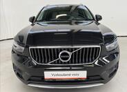 Volvo XC40 3