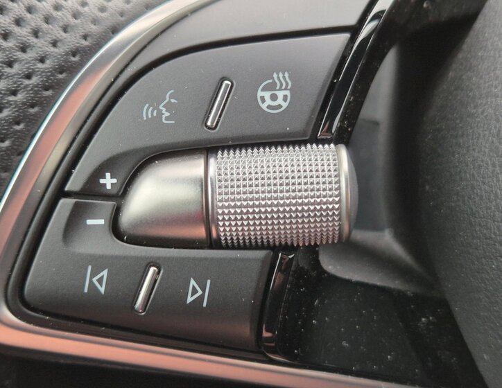 Škoda Scala Hatchback 1,0 l 85 kw