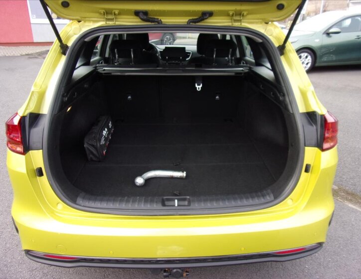 KIA Ceed Kombi 1,5 l 117 kw