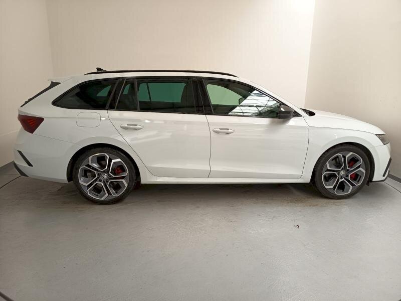 Škoda Octavia Kombi 2,0 l 180 kw