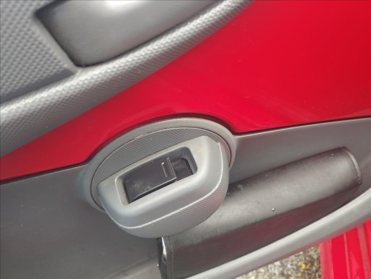 Toyota Aygo Hatchback 998,0 50 kw