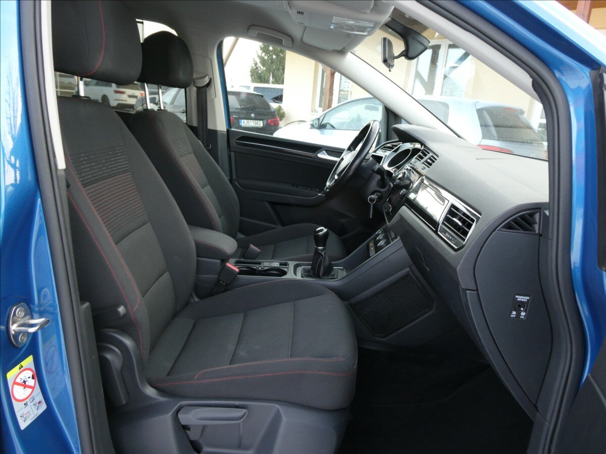 Volkswagen Touran MPV 1,2 l 81 kw