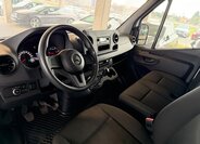 Mercedes-Benz Sprinter 11