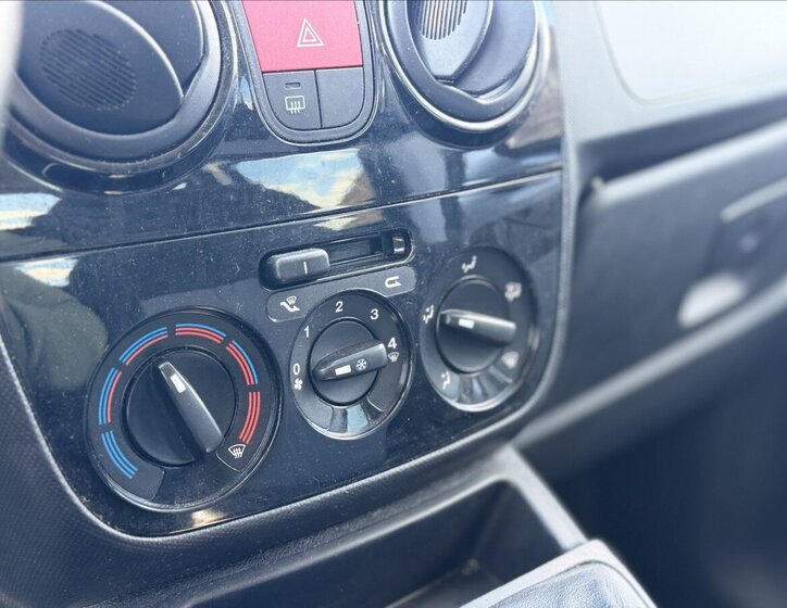 Fiat Qubo Kombi 1,4 l 57 kw