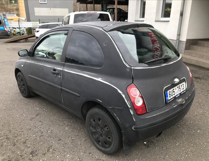 Nissan Micra Hatchback 1,2 l 48 kw