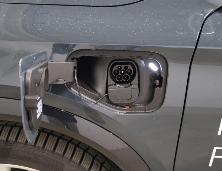 Cupra Formentor SUV / Terénní 1,5 l 200 kw