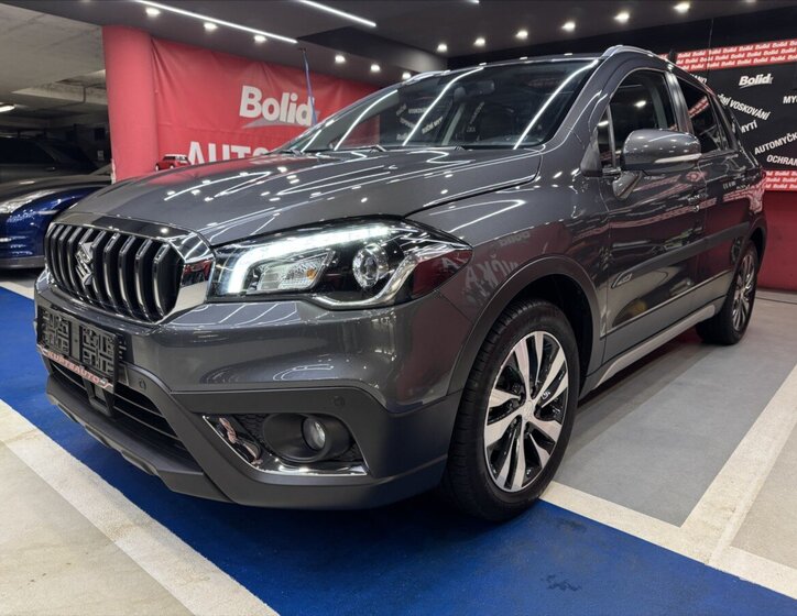 Suzuki SX4 S-Cross SUV 1,4 l 103 kw