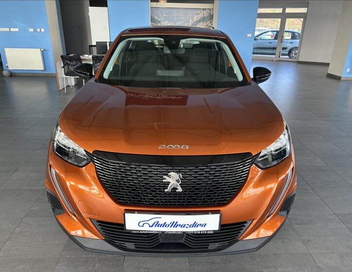 Peugeot 2008 SUV / Terénní 1,2 l 74 kw