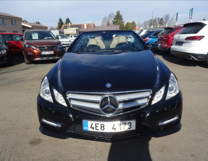 Mercedes-Benz Třídy E 2