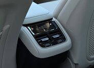 Volvo XC90 SUV / Terénní 2,0 l 184 kw