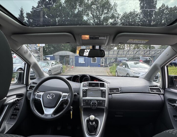 Toyota Verso MPV 2,0 l 91 kw