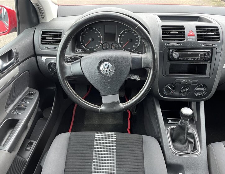 Volkswagen Golf 13