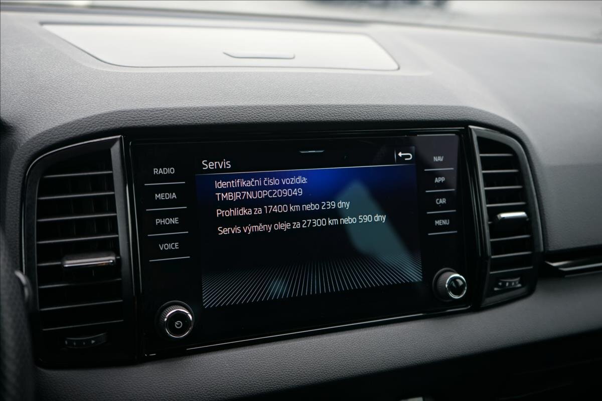 Škoda Karoq SUV / Terénní 1,5 l 110 kw