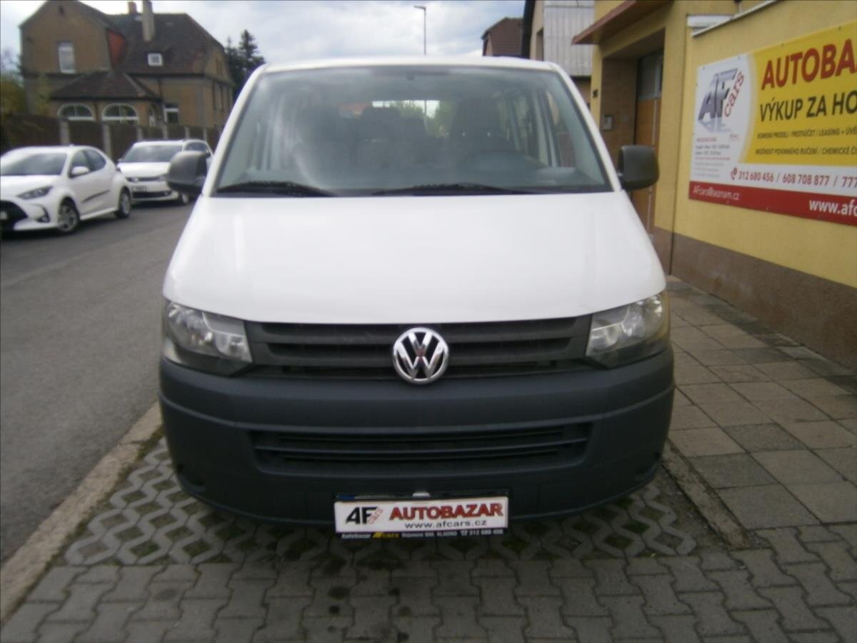 Volkswagen Transporter Kombi 2,0 l 62 kw